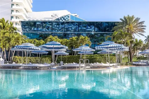 4391 Collins Avenue Miami Beach FL 33140