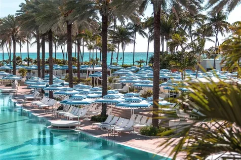 4391 Collins Avenue Miami Beach FL 33140