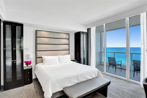 4391 Collins Avenue Miami Beach FL 33140