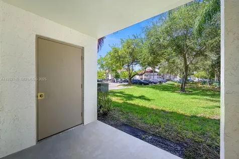 510 S Park Road Hollywood FL 33021