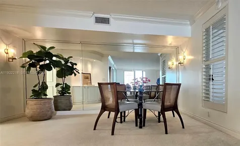 1111 Crandon Boulevard Key Biscayne FL 33149