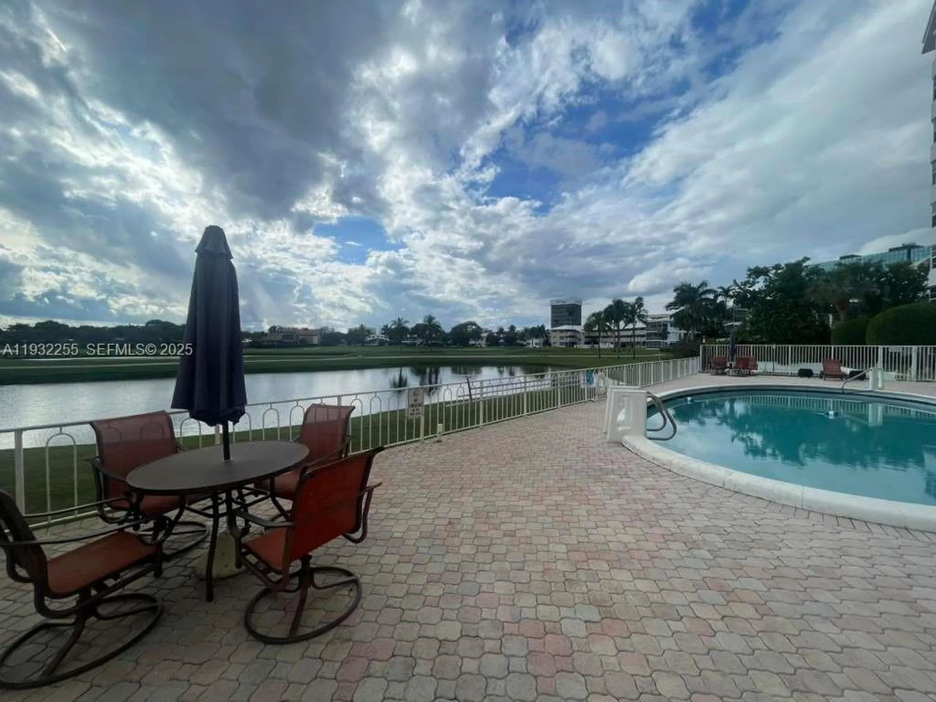 2500 NE 48th Lane Fort Lauderdale FL 33308