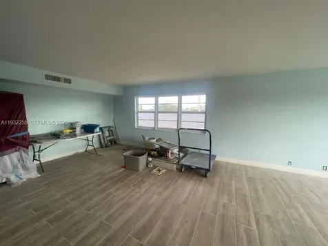 2500 NE 48th Lane Fort Lauderdale FL 33308