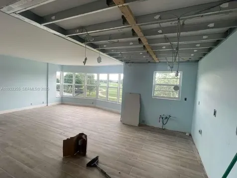 2500 NE 48th Lane Fort Lauderdale FL 33308