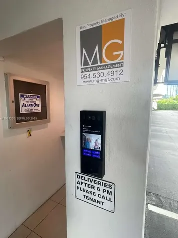 2500 NE 48th Lane Fort Lauderdale FL 33308