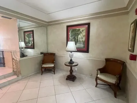 2500 NE 48th Lane Fort Lauderdale FL 33308