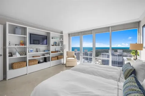 881 Ocean Drive Key Biscayne FL 33149