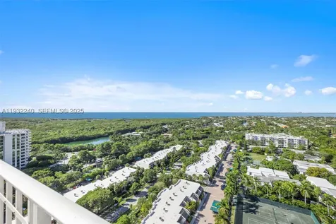 881 Ocean Drive Key Biscayne FL 33149