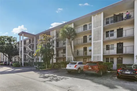 4850 NW 29th Court Lauderdale Lakes FL 33313