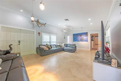 4093 NW 1st Place Deerfield Beach FL 33442