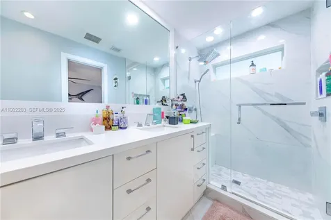 4093 NW 1st Place Deerfield Beach FL 33442