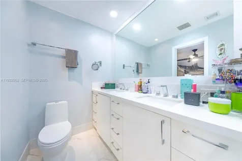 4093 NW 1st Place Deerfield Beach FL 33442