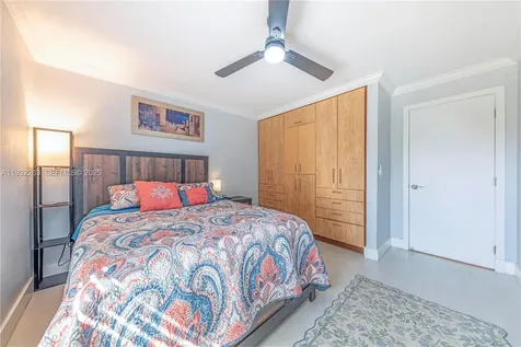 4093 NW 1st Place Deerfield Beach FL 33442