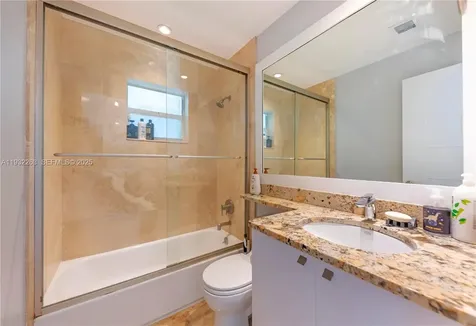 4093 NW 1st Place Deerfield Beach FL 33442