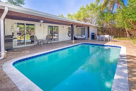 4093 NW 1st Place Deerfield Beach FL 33442
