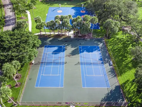 4093 NW 1st Place Deerfield Beach FL 33442