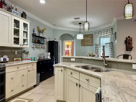 2135 NW 14th Terrace Homestead FL 33030