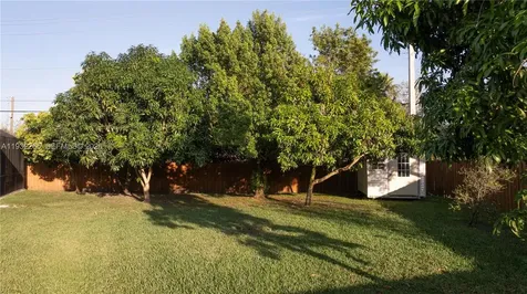 2135 NW 14th Terrace Homestead FL 33030