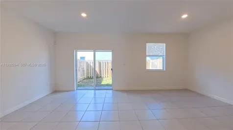 1114 SE 27th Terrace Homestead FL 33035