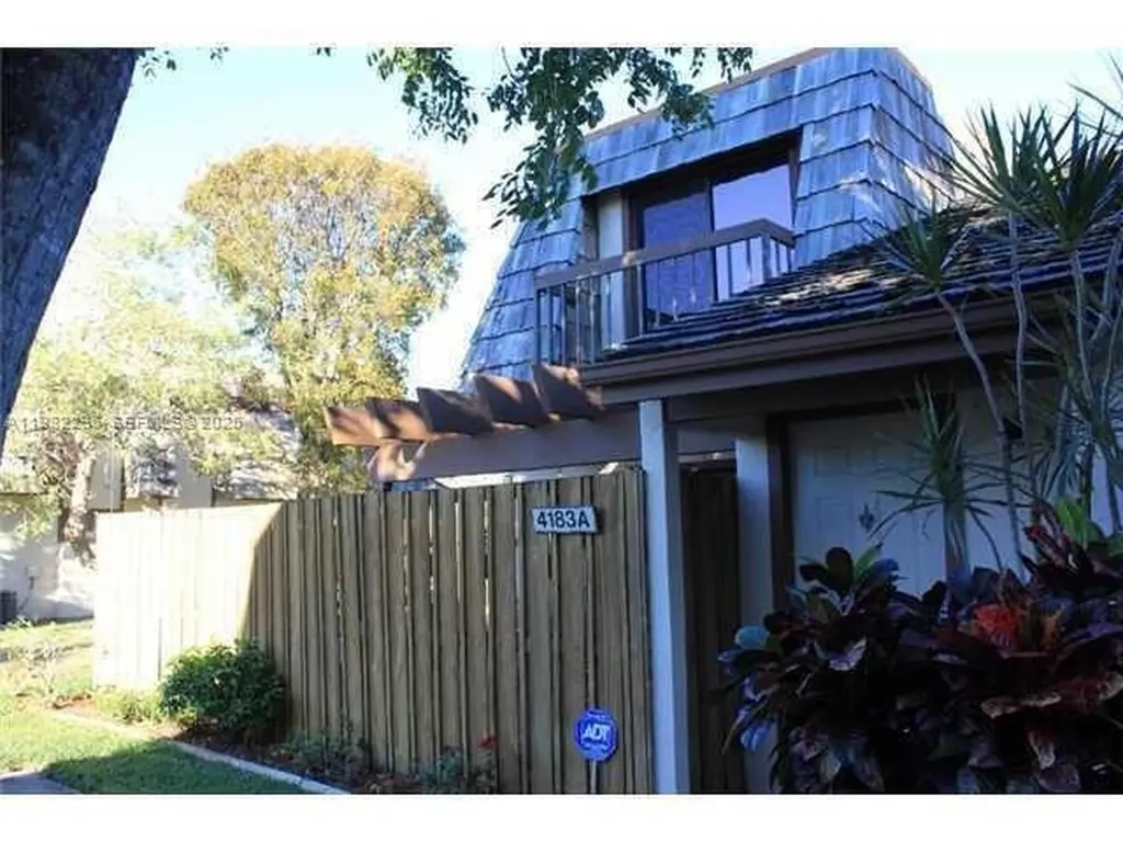 4183 Palm Bay Circle West Palm Beach FL 33406