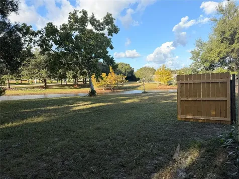 1822 SE Oxmoor Court Port St. Lucie FL 34952
