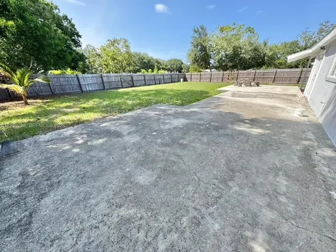 1822 SE Oxmoor Court Port St. Lucie FL 34952