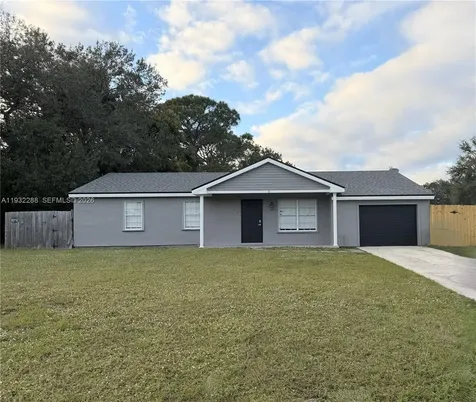 1822 SE Oxmoor Court Port St. Lucie FL 34952