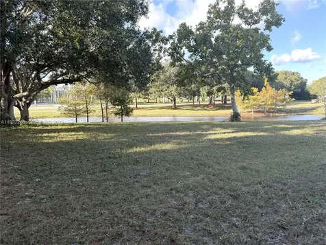 1822 SE Oxmoor Court Port St. Lucie FL 34952