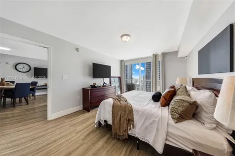 1200 Brickell Bay Drive Miami FL 33131