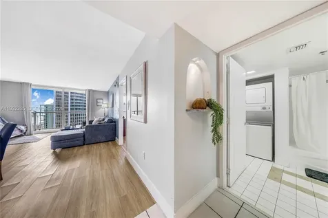 1200 Brickell Bay Drive Miami FL 33131