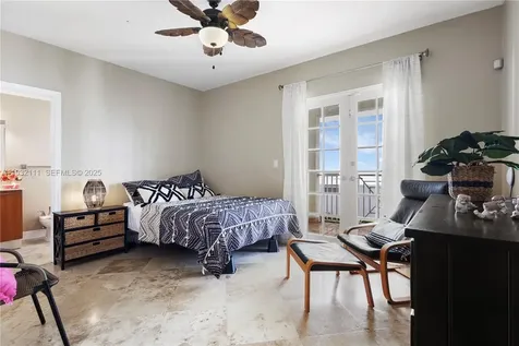 929 SW 11th Street Miami FL 33129