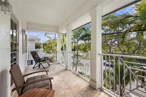 929 SW 11th Street Miami FL 33129