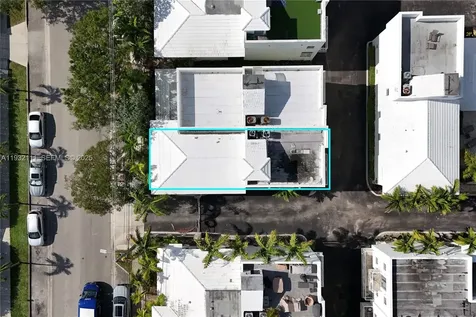 929 SW 11th Street Miami FL 33129