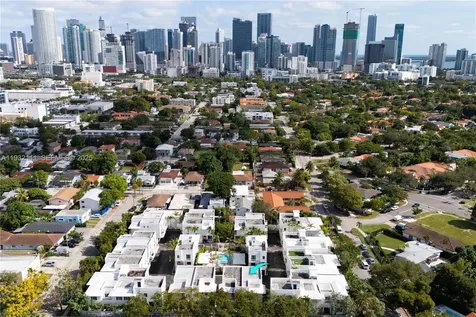 929 SW 11th Street Miami FL 33129