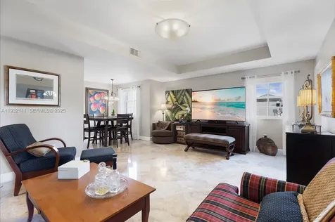 929 SW 11th Street Miami FL 33129