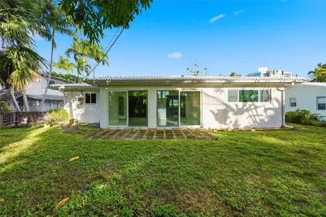 3497 NE 20th Avenue Oakland Park FL 33306