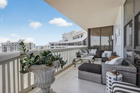 1000 Island Boulevard Aventura FL 33160