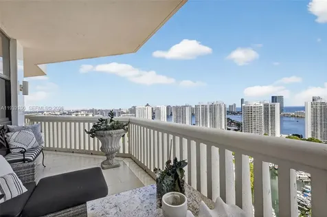 1000 Island Boulevard Aventura FL 33160