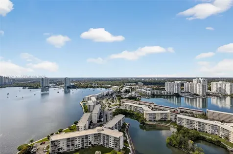 1000 Island Boulevard Aventura FL 33160