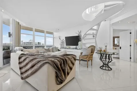 1000 Island Boulevard Aventura FL 33160