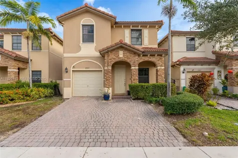 22813 SW 88th Path Cutler Bay FL 33190