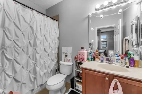 22813 SW 88th Path Cutler Bay FL 33190