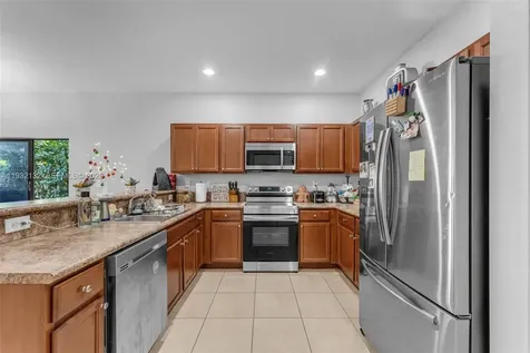 22813 SW 88th Path Cutler Bay FL 33190