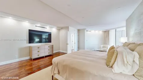 10155 Collins Avenue Bal Harbour FL 33154