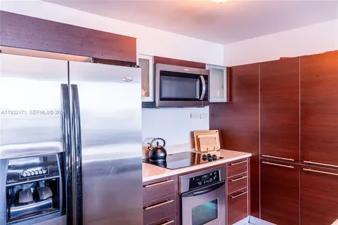 1900 N Bayshore Drive Miami FL 33132