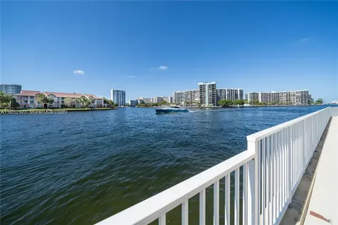 3800 S Ocean Drive Hollywood FL 33019