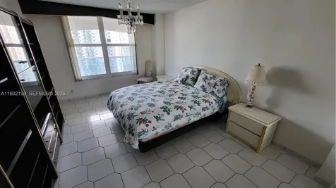 3800 S Ocean Drive Hollywood FL 33019