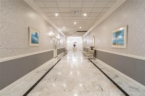 3800 S Ocean Drive Hollywood FL 33019