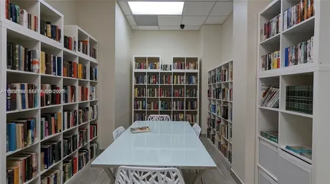 3725 S Ocean Drive Hollywood FL 33019