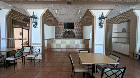 3725 S Ocean Drive Hollywood FL 33019